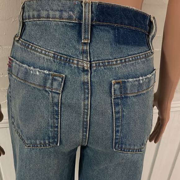 BDG cropped  high waisted jeans - Picture 4 of 9